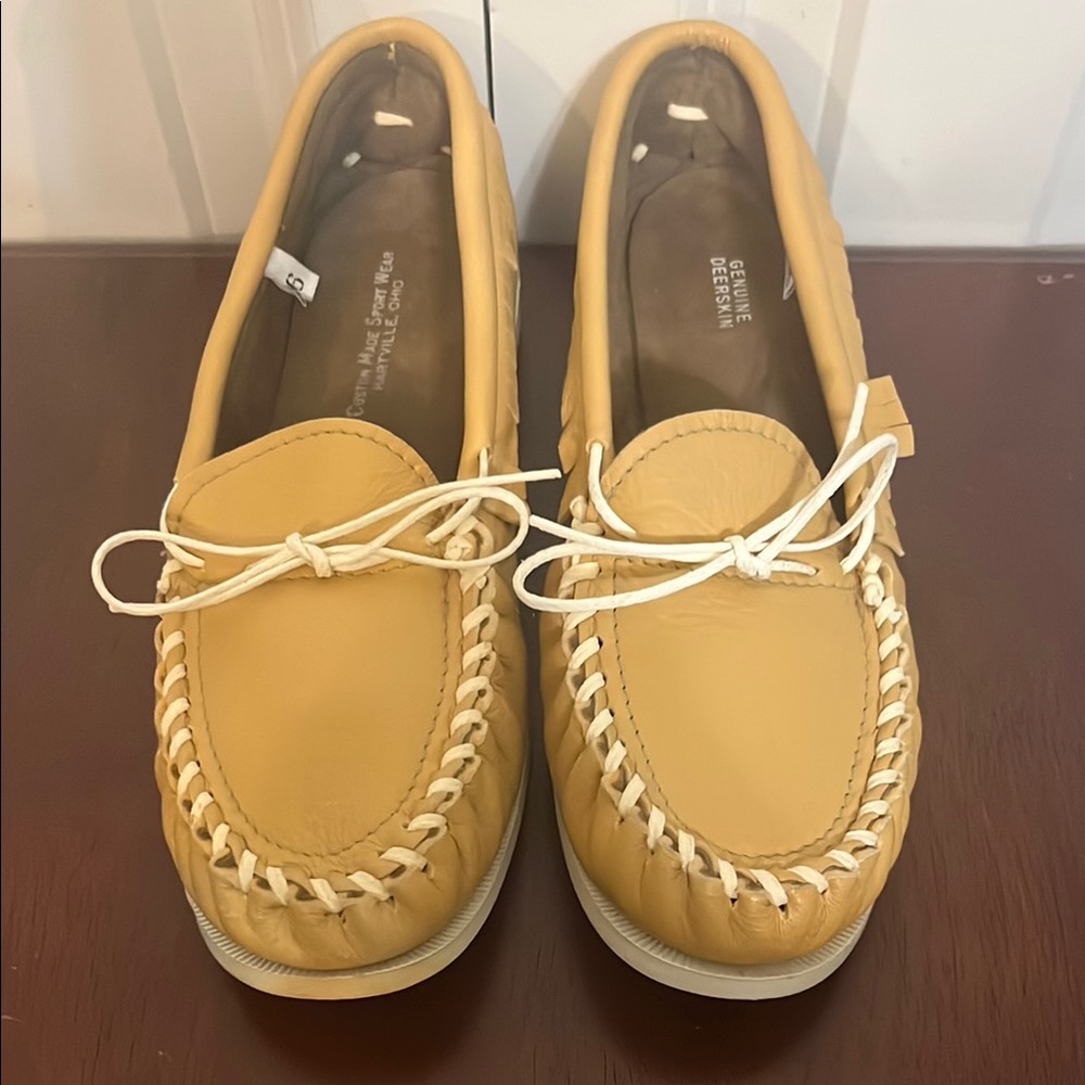 Deerskin Custom Made Mocassins Genuine USA Women's Tan  Loafers 6 NWOB